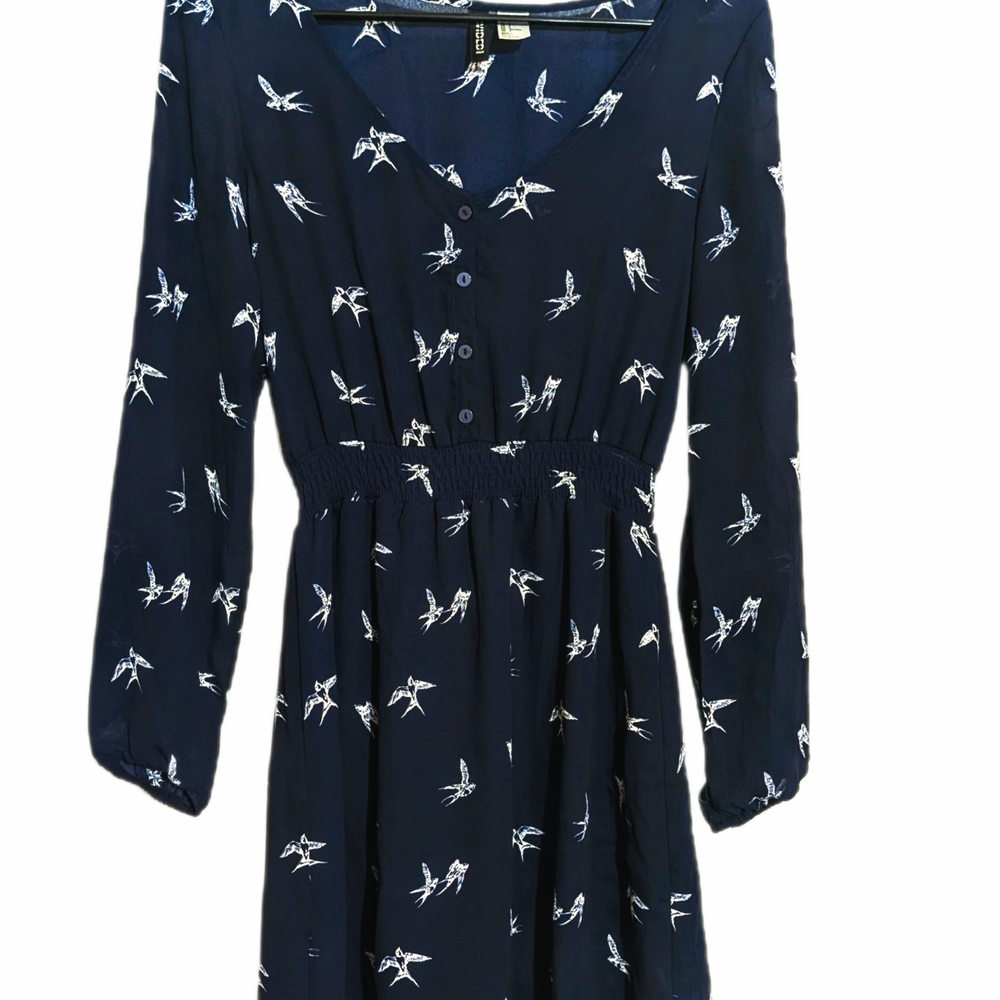 Divided Blue and White V-Neck Bishop Sleeve Sundress
